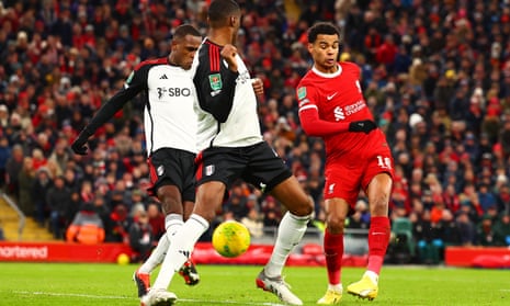 A tidy finish from Cody Gakpo gives Liverpool the lead against Fulham.