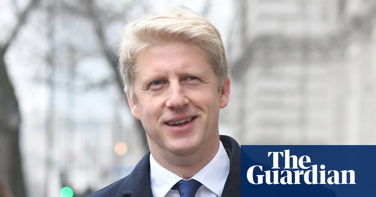 Jo Johnson quits as minister over Theresa May's Brexit plan