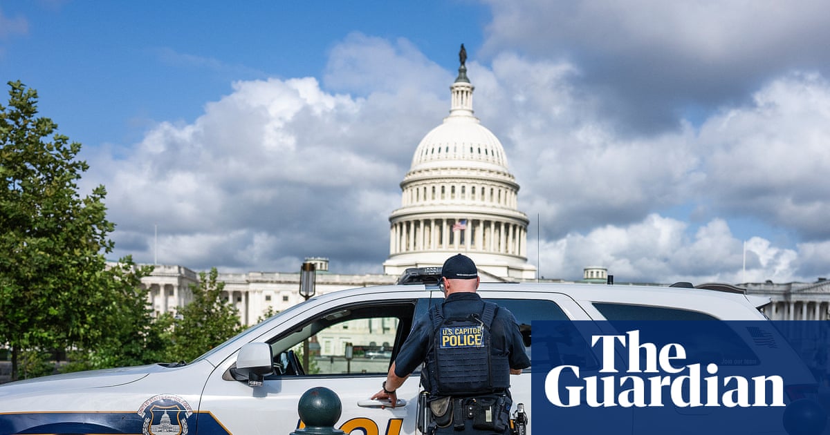 Trump orders seven-day crackdown on violent crime in Washington DC | Trump administration Trump orders seven-day crackdown on violent crime in Washington DC | Trump administration