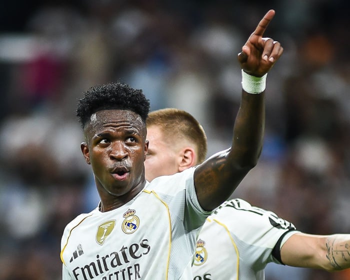 Real Madrid pull clear, Højlund in form and Bayern unbeaten – Football Weekly