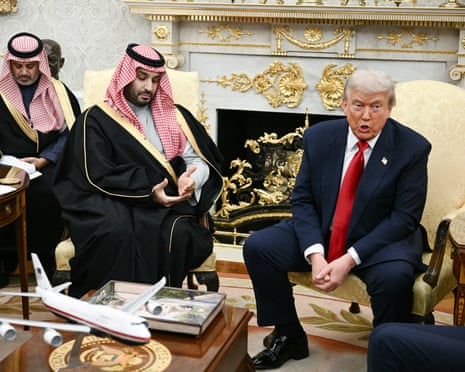 Donald Trump meets with Mohammed bin Salman in the Oval Office of the White House, 18 November 2025.