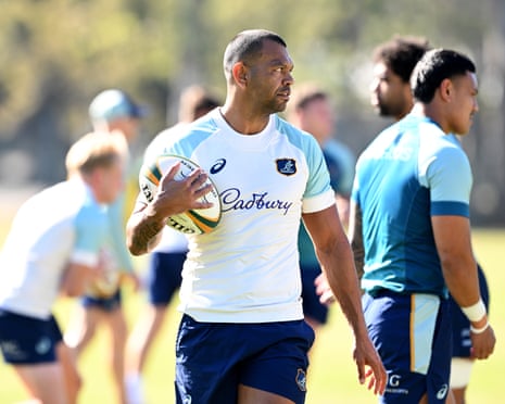 Wallabies playmaker Kurtley Beale trains with the Australia squad in 2024