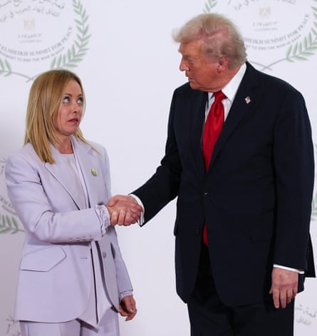 Giorgia Meloni and Donald Trump shake hands