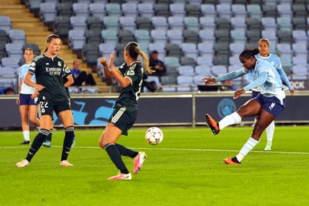 Khadija Shaw scores Manchester CityâÂÂs goal against Real Madrid.