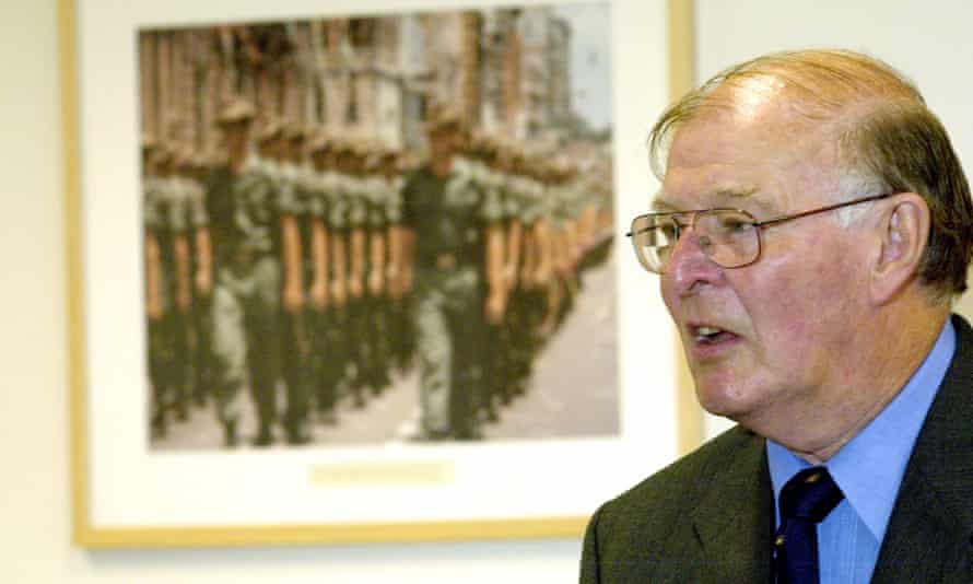 Former deputy prime minister Doug Anthony has died aged 90.