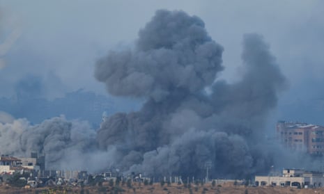 Smoke rises after Israeli air strikes in Gaza, as seen from southern Israel, amid the ongoing conflict between Israel and the Palestinian group Hamas, 21 November 2023.
