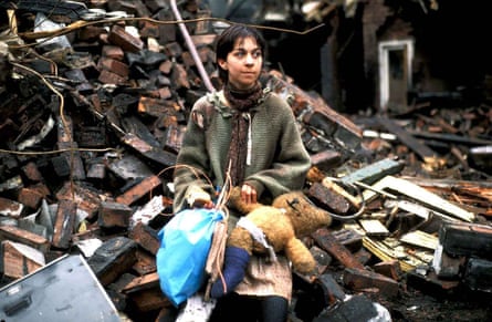 Victoria O’Keefe as a survivor in the ruins in Threads.