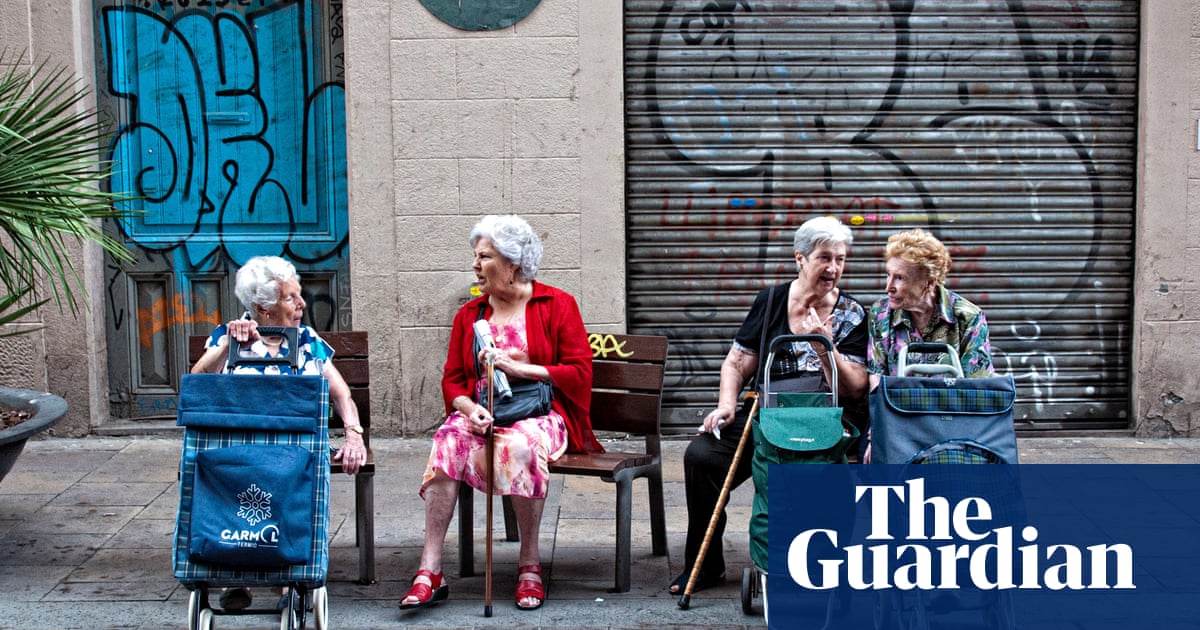 Spanish police's plea for respect backfires over photo of old women alfresco