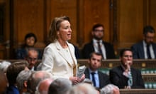 6008.jpg?width=220&dpr=1&s=none&crop=5%3A3