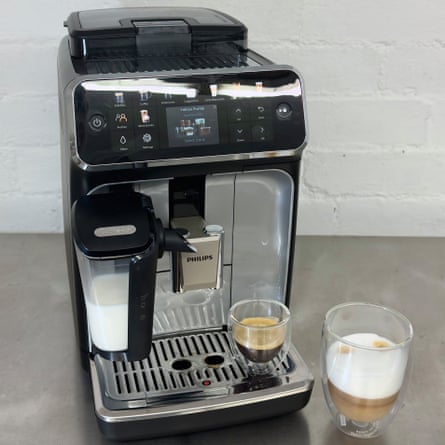 Philips LatteGo 5500 coffee machine