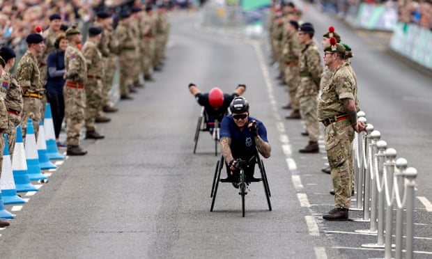 David Weir on the final straight.