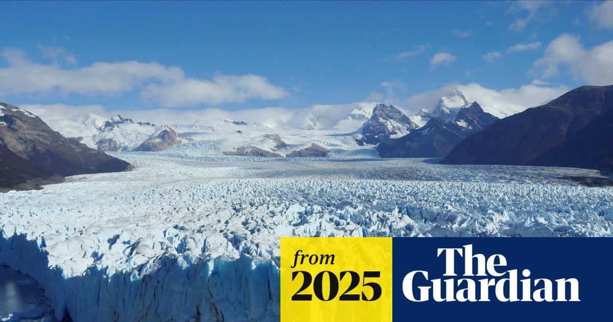 ‘It can’t withstand the heat’: fears ‘stable’ Patagonia glacier in irreversible decline
