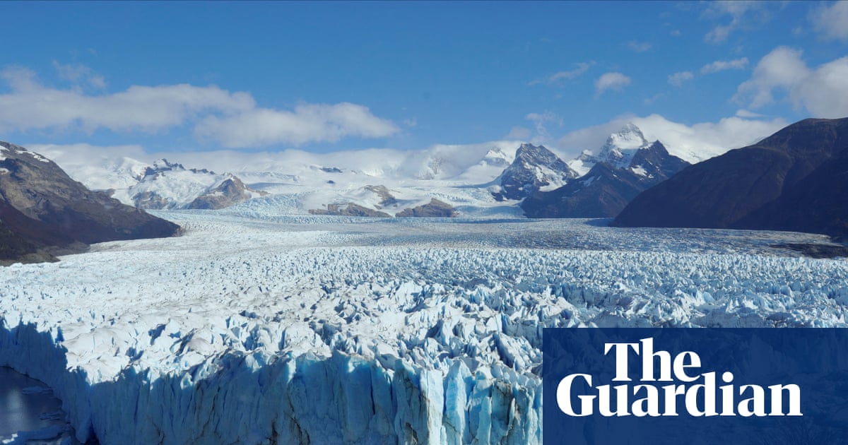 ‘It can’t withstand the heat’: fears ‘stable’ Patagonia glacier in irreversible decline