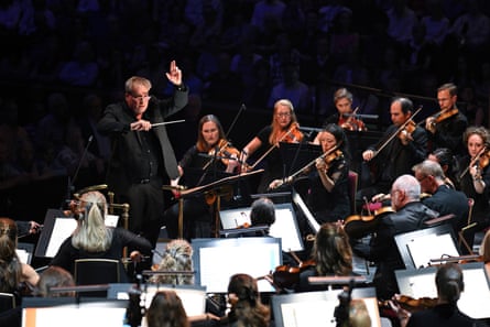 John Storgårds conducts the BBC Philharmonic Orchestra