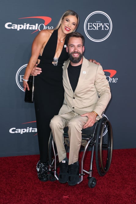 Oksana Masters et son fiancé Aaron Pike aux Espy Awards en juillet 2022