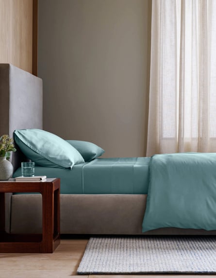 Cozy earth review: i tested the buzzy bedding and sleepwear brand. Here are its best, most comfy pieces | life and style Bamboo sheet set from cozy earth