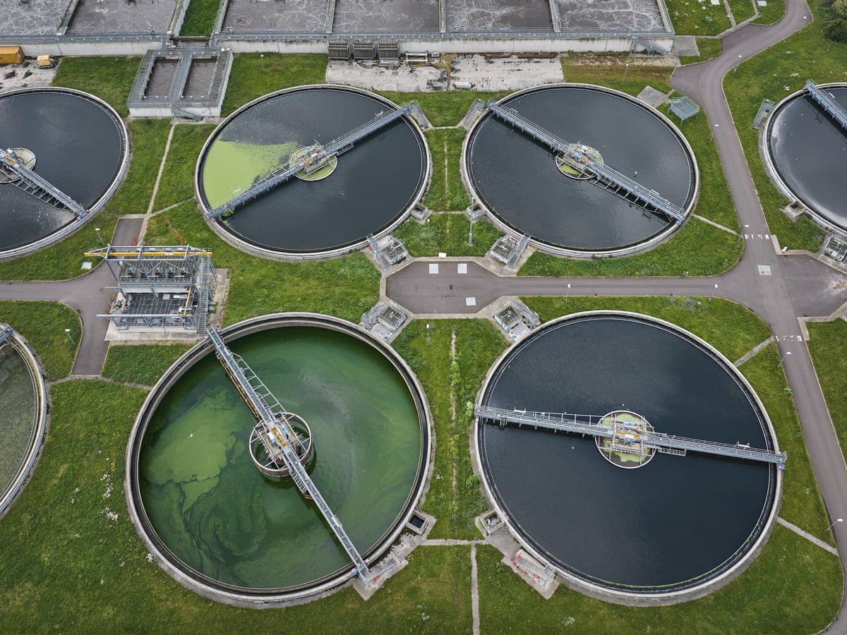 Poor state of Thames Water a 'critical risk' to UK, Starmer and Reeves told | Thames Water | The Guardian