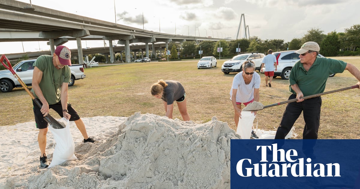 Tell us: have you been affected by Hurricane Florence? | World news | The Guardian