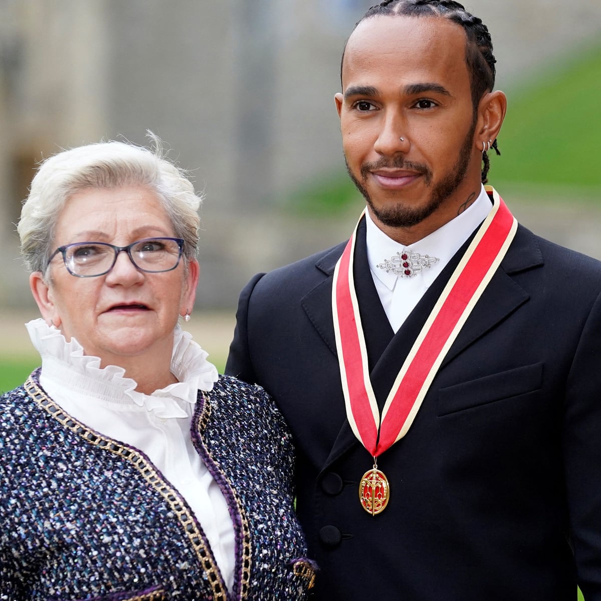 Lewis Hamilton to change name to include mother Carmen's surname | Lewis Hamilton | The Guardian