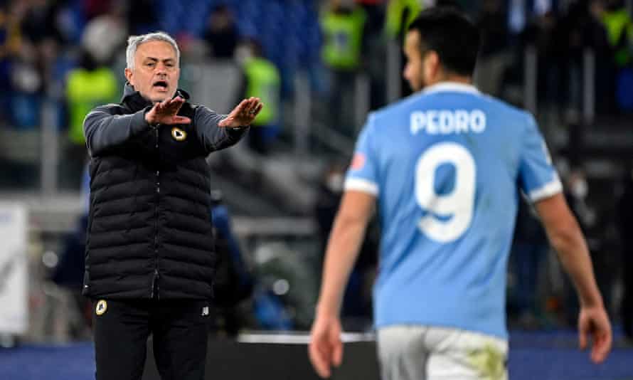 José Mourinho on the touchline during Roma's derby win against Lazio