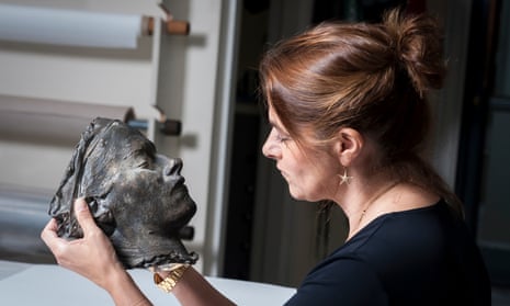 Tracey Emin with her 'death mask'
