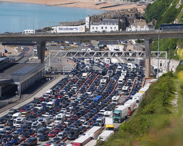 Port of Dover faces ‘utter chaos’ under struggling EU entry system, MPs warn