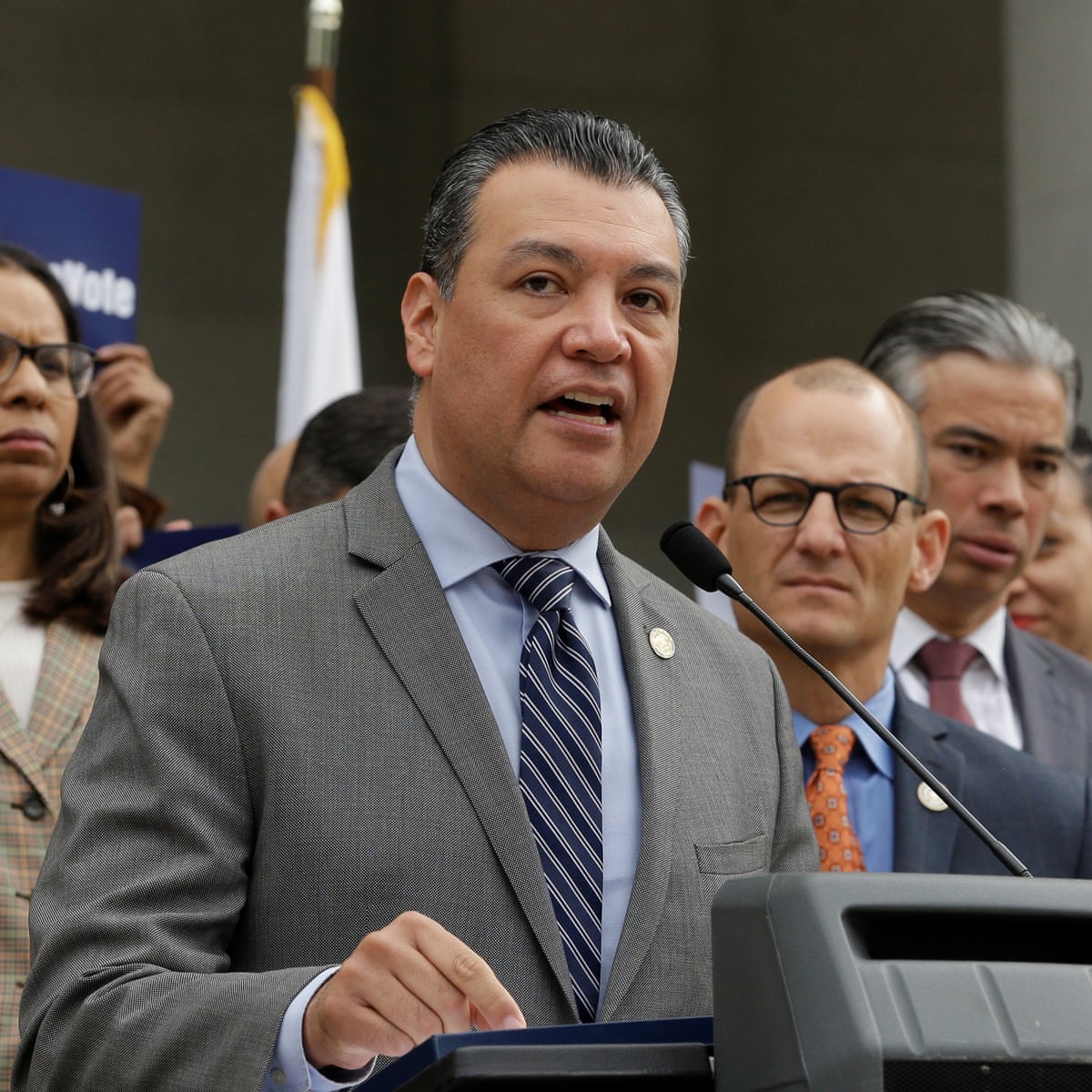 California Secretary Of State Alex Padilla To Fill Kamala Harris S Senate Seat California The Guardian Holiday California Secretary Of State 2022