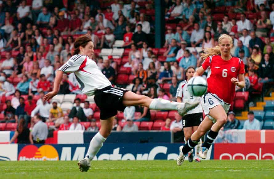 Mud, sweat and cheers: six of the most memorable women’s Euros | Women's Euro 2022 4 Renate Lingor scores Germany’s second goal with a deft finish in their 3-1 win over Norway.