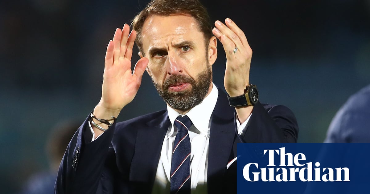 Gareth Southgate signs England contract extension to Euro 2024