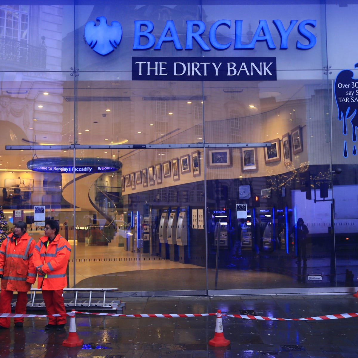 Barclays Faces Fresh Investor Revolt Over Fossil Fuels Barclays The Guardian