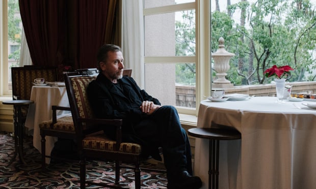  'I hate Trump. I hate everything he stands for' ... Tim Roth at the Langham Huntington hotel in Pasadena. Photograph: John Francis Peters for the Guardian