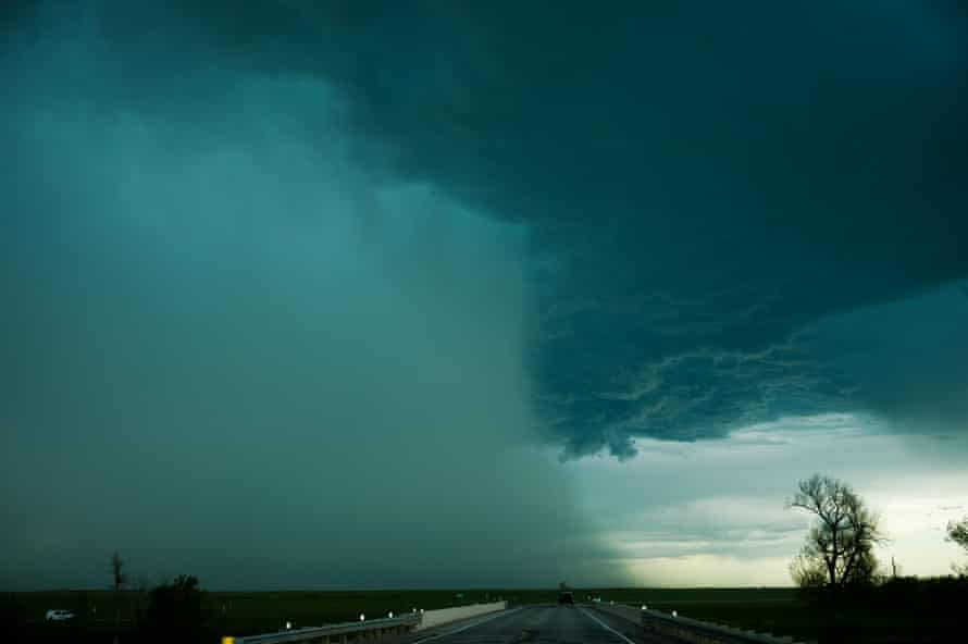 Massive cloud heading across the farmlands of South Dakota