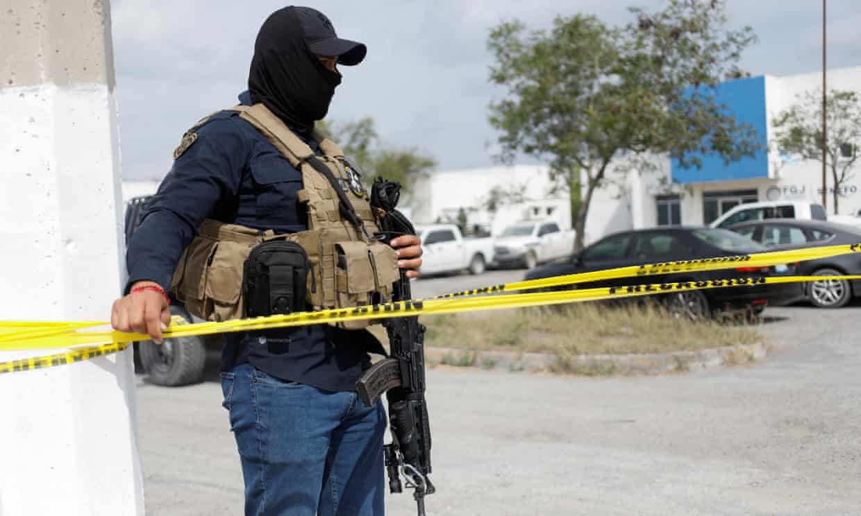 Alleged perpetrators of attack on four Americans dumped on Mexican street (theguardian.com)