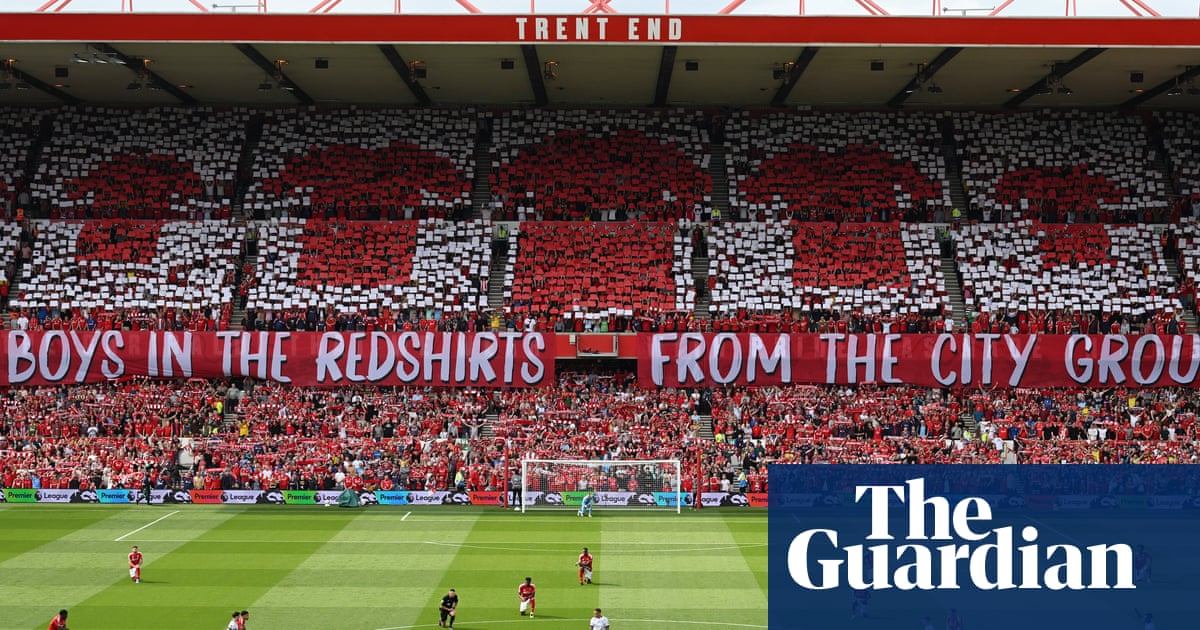Premier League could follow Lionesses and stop taking the knee before matches