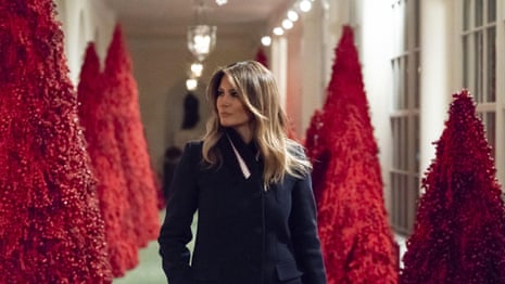 Be Best baubles and blood red trees: Melania Trump’s Christmas decorations – video