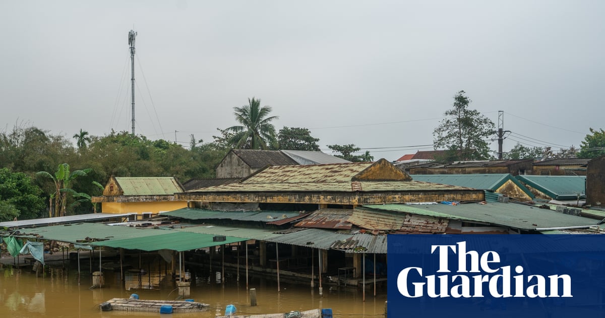 Vietnam flooding death toll reaches 90 amid landslides and relentless rain