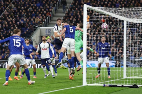 Micky van de Ven of Tottenham Hotspur scores his team's second goal.
