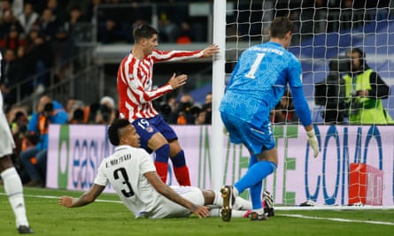 Álvaro Morata fires home to give Atlético the lead against Real Madrid.