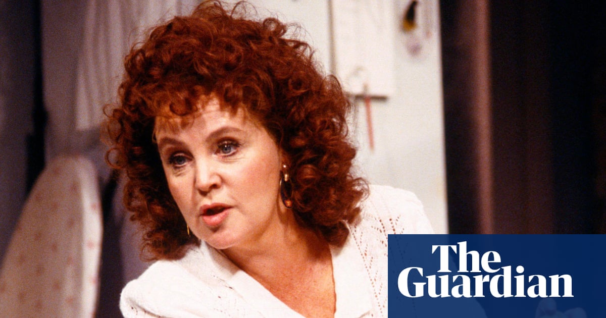 ‘She spread love and naughtiness’: Simon Callow on directing Pauline Collins in Shirley Valentine