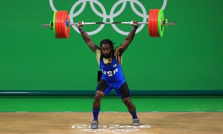 America's Strongest Weightlifter, Kendrick Farris, Is 100% Vegan - Men's  Journal