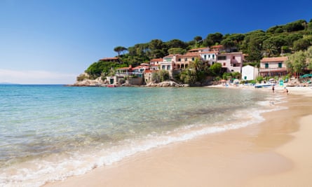 Beach in the Bay of Scaglieri, Elba.