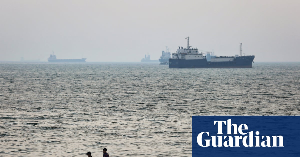 ‘Impossible’ to reopen strait of Hormuz amid ‘flagrant’ ceasefire breaches, Iran says