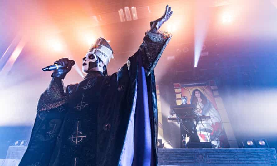 Papa Emeritus – another likely Forge alter ego – on stage.