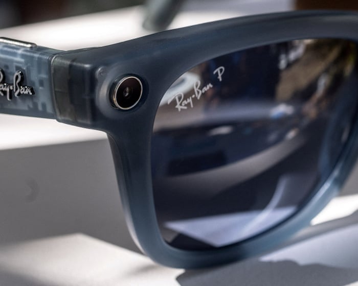 Albanese government considers ‘world-leading’ ban on smart glasses in public office and buildings