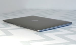 macbook air review