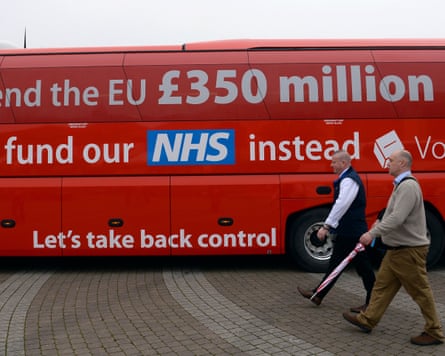 A Vote Leave campaign bus
