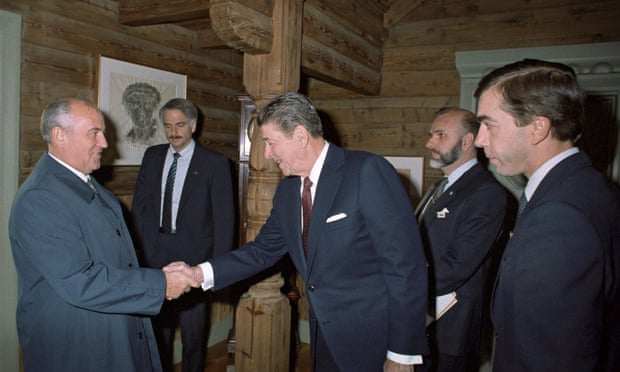 Mikhail Gorbachev and Ronald Reagan at a summit in Reykjavik in 1986.