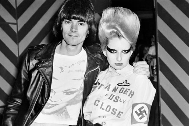 Dee Dee Ramone with Jordan, one of the original English punks of the ‘Bromley Contingent’, in London, July 1976.