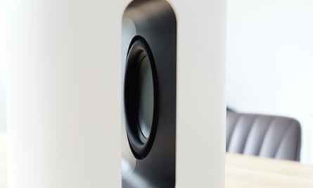 The woofer seen through the hole in the centre of the Sonos Sub Mini.