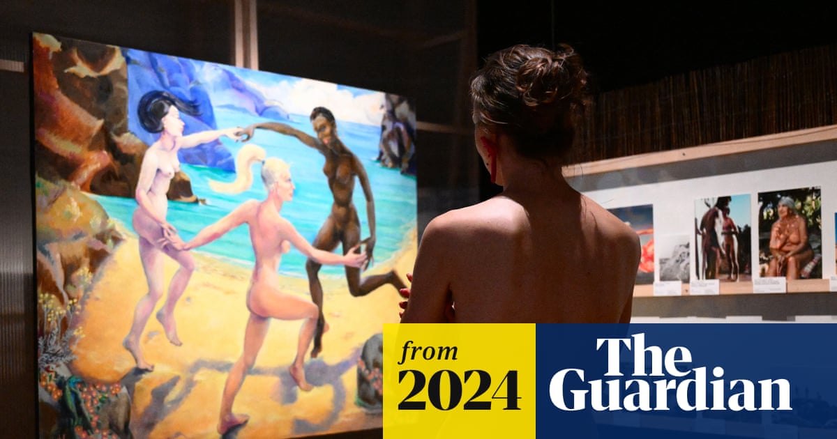 Link preview — Marseille museum opens up naturist exhibition to nude visitors